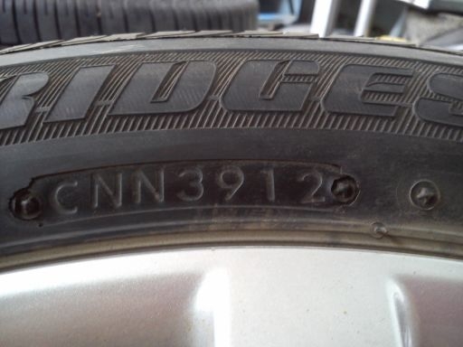 ล้อ Suzuki Swift ขอบ16-4-100 พร้อมยางปี12