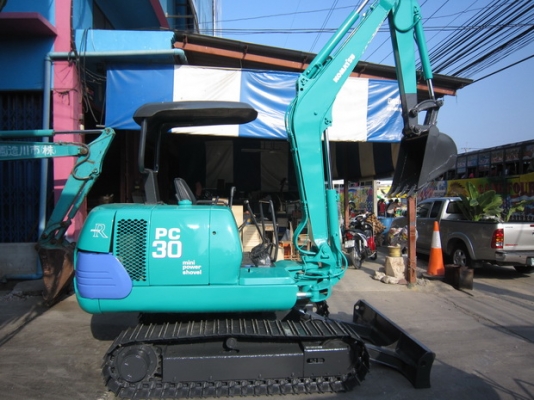 ขาย รถขุดเล็ก KOMATSU รุ่น PC30-7- แทร็กเหล็ก มือสองญี่ปุ่น