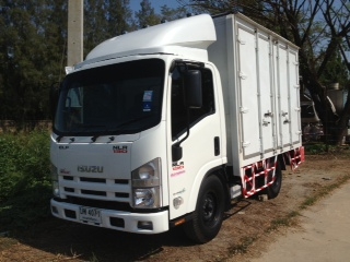 ISUZU NLR 130 hp รถวิ่ง 1x,xxx km 4 ล้อ ตู้บรรทุก10 บาน ป้ายไม่ติดเวลา ประกันภัย 1