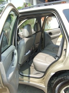 เจ้าของขายเอง MAZDA TRIBUTE 2.3 MZR ปี 06 ตัวท้อป สวยสุดๆ เช็คศูนย์ตลอดๆ จัดไฟแนนซได้เต็ม