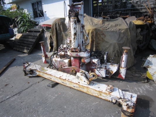 ขาย เครนติดรถบรรทุก 3 ตัน TADANO  มือสองญี่ปุ่น