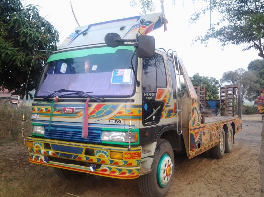 3H 195 Hp เทรลเลอร์บรรทุกรถเกี่ยวสวยๆมาแล้ว หัว-ครัทซี ก็ขาย