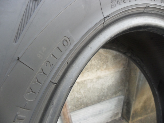 ยาง YOKOHAMA 245/70R16 ปี10 ยาง YOKOHAMA 245/70R16 ปี10