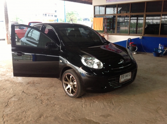 2011 NISSAN, MARCH 1.2 V  สีดำ เกียร์ออโต้