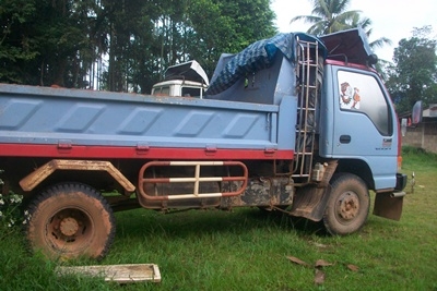 หกล้อดั๊ม NPR 120