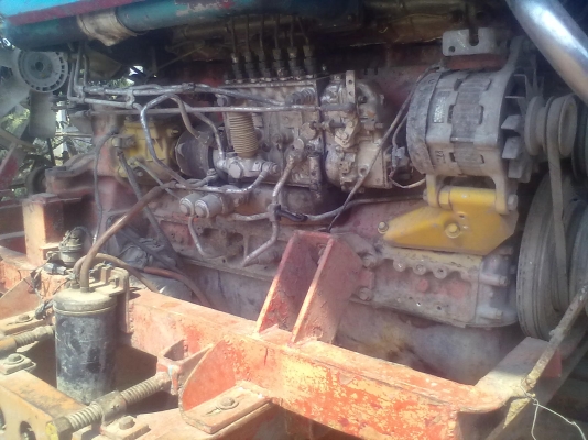 ขายรถเกี่ยวข้าว รุ่ีนใหญ่สภาพพร้อมใช้งานอุ้ม 2.8ตัน เครื่อง ISUZU 6SD1  240แรง  ช่วงล่าง 12H L ปั้มไดกิ้น23 แรงๆๆ