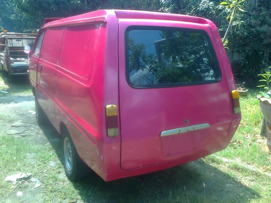 ขายรถตู้ เล็กๆครับ