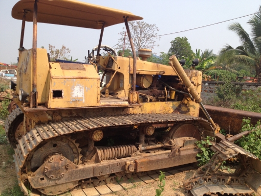 ขาย !! D5b เครื่องฝาบาง ถังน้ำมันเหลี่ยม หัวฉีด รุ่นใหม่ รถสภาพสวยพร้อมใช้งานช่วงล่างใช้ได้ สนใจติดต่อ 088-2528904 ภาคเหนือ