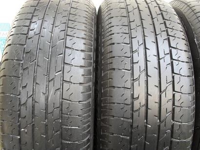 ขายยาง BRIDGESTONE B390 205/65/16 ปี2312 1ชุด ราคา4,400 ดูของแถวปากเกร็ด สนใจติดต่อ 090-676-4651 เบียร์