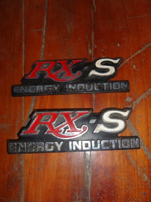 โลโก้ YAMAHA RX-S จำนวน  1  คู่  หมดแล้วหมดเลยโทร.081-005-8785