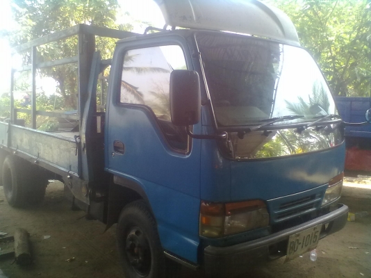 ขายรถ6ล้อ ISUZU  เครื่อง 4BE1 110แรง  หัวกาตูน ถูกๆๆ  เล่มทะเบียรเต็ม เอกสารพร้อมโอนลดสุดๆครับ