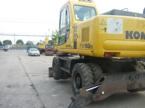 รถขุด Komatsu PW150-6 รถเก่านอก สภาพเดิมๆ เนี๊ยบไม่มีที่ติ