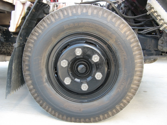 ขาย 6 ล้อ อีซูซุ NPR 130 แรง ยาว 5 ม.ปี 2006 สภาพสวยจัด เครื่องแน่น สนใจติดต่อ 081-9425443 รถสวย บ้านสิงห์