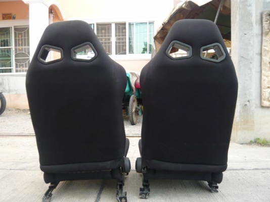 ขายเบาะซิ่ง//BRIDE สภาพสวยๆพร้อมรางพร้อมไส่ถอดออกจากรถเก๋ง