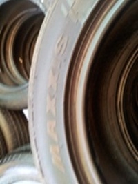 ขายยาง195/55/15 ยางMAXXIS VICTRAI-PRO ปี 09 (1คู่) ปี 12 (1คู่)