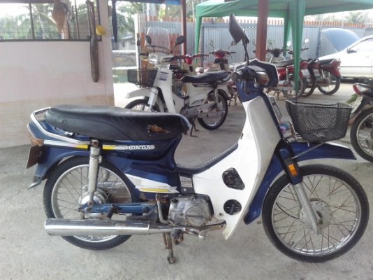 ขาย ดรีมคุรุ สีน้ำเงิน(เข้ม)หายากสภาพดี ทะเบียนโอน ขาย ดรีมคุรุ สีน้ำเงิน(เข้ม)หายากสภาพดี ทะเบียนโอน