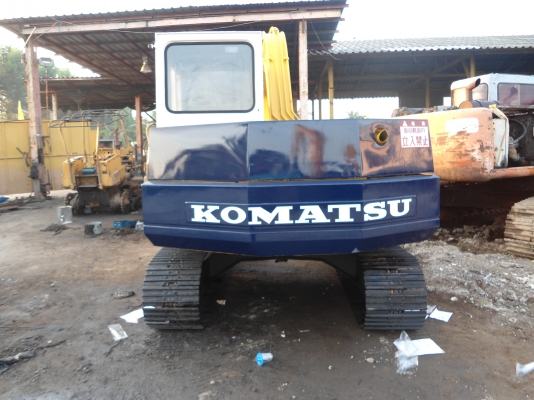 ขายรถแมคโครPC60-5 สภาพพร้อมใช้ เอกสารอินวอย สนใจติดต่อ บอย 085-156-2314