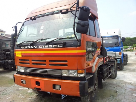 ขายNISSAN UD 6 ล้อหัวลาก 750,000 บาท