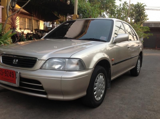 ขายรถบ้านมือแรกHondacityธ.ค.97เครื่อง1500Exi-sออโต้ สภาพพร้อมใช้มีประกันราคาต่อรองได้