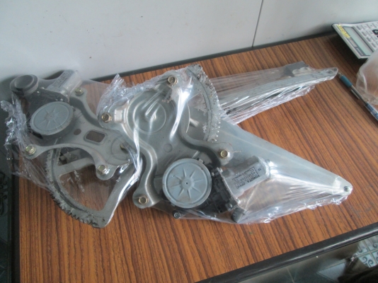 เฟื่องยกกระจก