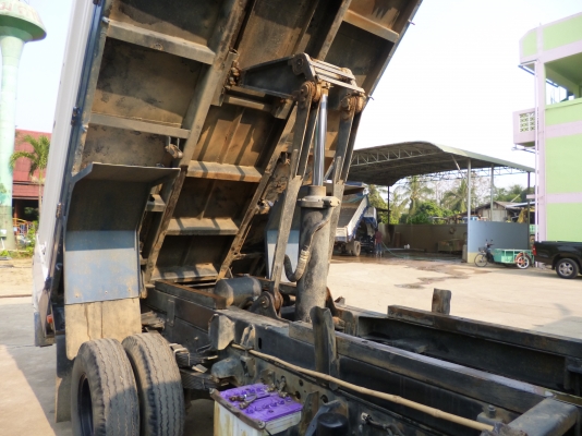 รถบรรทุก 6 ล้อดั้ม ยี่ห้อ HINO MEGA รุ่น FC4JERA รถบรรทุก 6 ล้อดั้ม ยี่ห้อ HINO MEGA รุ่น FC4JERA