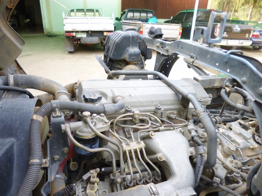 รถบรรทุก 6 ล้อดั้ม ยี่ห้อ HINO MEGA รุ่น FC4JERA รถบรรทุก 6 ล้อดั้ม ยี่ห้อ HINO MEGA รุ่น FC4JERA