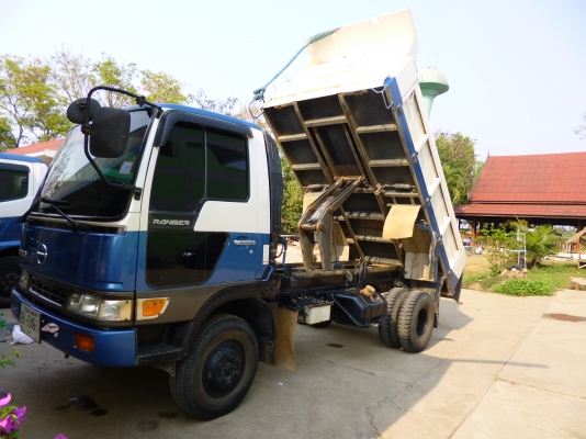 รถบรรทุก 6 ล้อดั้ม ยี่ห้อ HINO FC 3JEB รถบรรทุก 6 ล้อดั้ม ยี่ห้อ HINO FC 3JEB