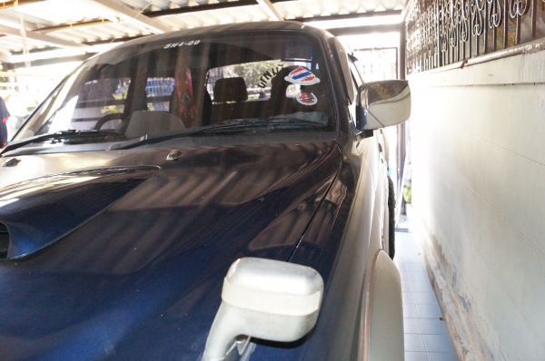 STRADA GRANDIS 2.8 TURBO 4WD ปี 2003 STRADA GRANDIS 2.8 TURBO 4WD ปี 2003