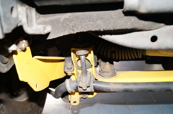 STRADA GRANDIS 2.8 TURBO 4WD ปี 2003 STRADA GRANDIS 2.8 TURBO 4WD ปี 2003