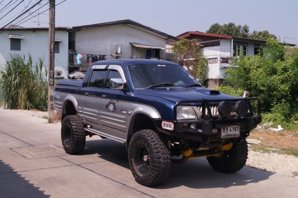 STRADA GRANDIS 2.8 TURBO 4WD ปี 2003 STRADA GRANDIS 2.8 TURBO 4WD ปี 2003