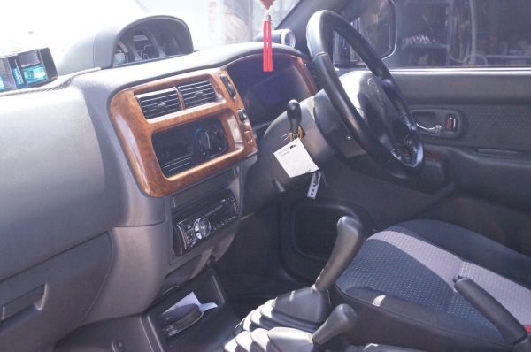 STRADA GRANDIS 2.8 TURBO 4WD ปี 2003 STRADA GRANDIS 2.8 TURBO 4WD ปี 2003