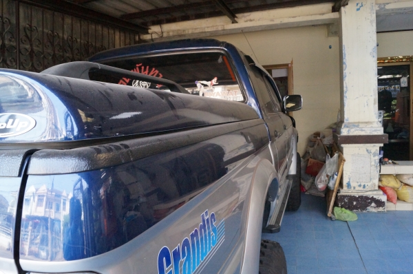 STRADA GRANDIS 2.8 TURBO 4WD ปี 2003