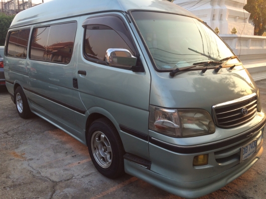 ขายรถตู้หลังคาสูง ปี 04 VIP