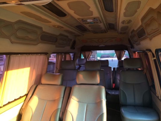 ขายรถตู้หลังคาสูง ปี 04 VIP