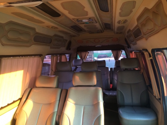 ขายรถตู้หลังคาสูง ปี 04 VIP