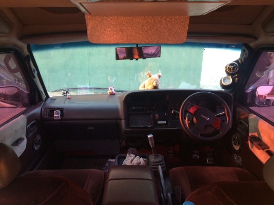 ขายรถตู้หลังคาสูง ปี 04 VIP