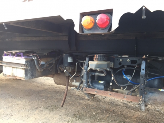 ขายรถบรรทุก 6 ล้อ Hino 150 ยาว 5.5 เมตร ดั้ม