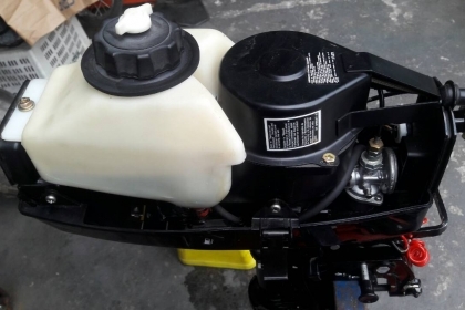 ขายเครื่องเรือ MERCURY 2 แรง สภาพใหม่มาก เก่าญี่ปุ่น เครื่องยนต์สมบูรณ์ ราคา 15,500