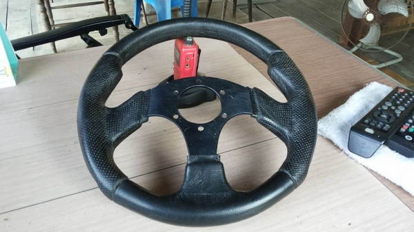 พวงมาลัยใส่รถหรือเรือ