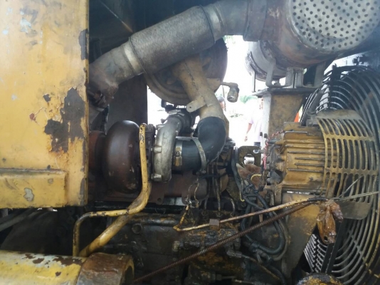 ขายรถแทรคเตอร์ CAT D4H ตีนตะขาบ ซีรีย์ 2 ไม่มีเอกสาร ราคา 550000