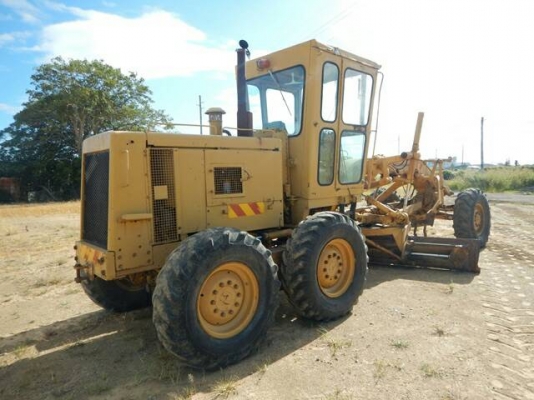 ขายรถเกรด CHAMPION 720A ซีรีย์ /// เอกสารเล่มทะเบียน ราคา 650000