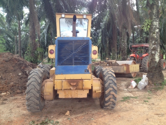 ขายรถเกรด CHAMPION 720A ซีรีย์ /// เอกสารเล่มทะเบียน ราคา 650000