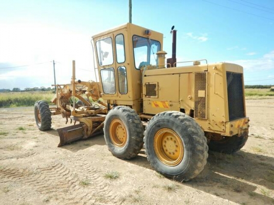 ขายรถเกรด CHAMPION 720A ซีรีย์ /// เอกสารเล่มทะเบียน ราคา 650000