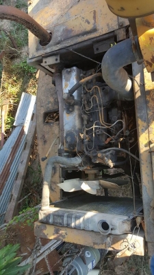 ขายรถตักแบ็คโฮ โคมัสสุ pc60-1 เครื่องเดิมติดใช้งานได้ เอวดี