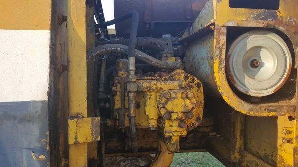 ขายรถขุดแบ็คโค โคมัสสุ pc200-5ไฟฟ้าตัด เครื่องเดิม บูมสวย เอวดี คอนโทรลยาว สภาพลงงานได้