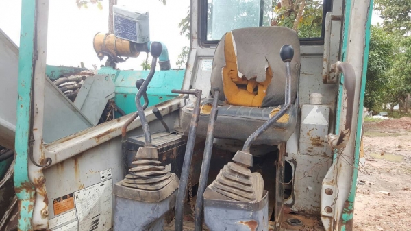 ขาย แบคโฮ KOMATSU PC75UU-1 เอกสารสัญญาซื้อขาย รถใช้งานอยู่เป็นประจำครับ