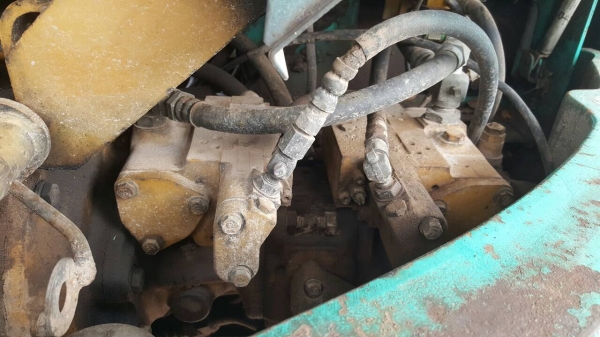 ขาย แบคโฮ KOMATSU PC75UU-1 เอกสารสัญญาซื้อขาย รถใช้งานอยู่เป็นประจำครับ