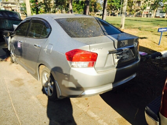 ซากซิดตี้ถอดเเยกขายเป็นอะไหลทุกอย่างทั้งคันมีหลายรุ่นสอบถามได้มีทั้งเก๋งเเละกระบะ