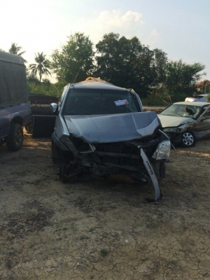 ซากดีเเมกด์ 4 ประตู ไฮเเลนเดอร์ เครื่อง3000 ปี05 โอนลอยๆหรือเเยกขายอะไหลทุกอย่างทั้งคันมีหลายรุ่นเก๋งเเละกระบะ ซากดีเเมกด์ 4 ประตู ไฮเเลนเดอร์ เครื่อง3000 ปี05 โอนลอยๆหรือเเยกขายอะไหลทุกอย่างทั้งคันมีหลายรุ่นเก๋งเเละกระบะ