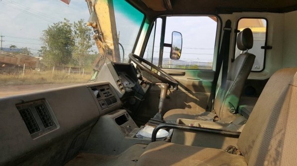 ขาย รถน้ำ 2 เพลา ISUZU เครื่อง 260 แรงม้า คัสซีสวยตลอดเส้น ปั้มน้ำ+อุปกรณ์มีครบ เบรคทิฟฟี่ รถใช้งานอยู่เป็นประจำ เอกสารเล่มทะเบียนครบ